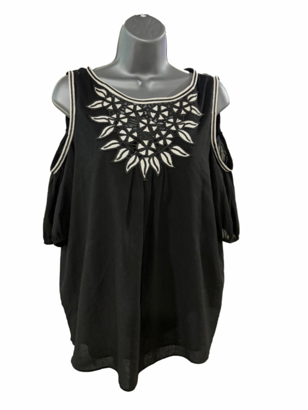 Women's M.S.S.P. Cold Shoulder Blouse Medium Black White Floral Embroidery
